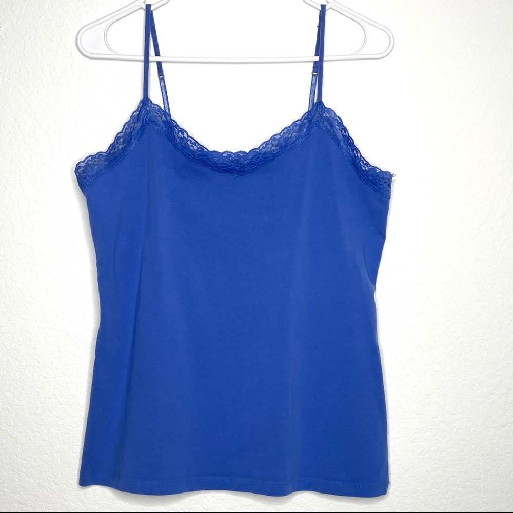 *Merona* Lg Blue Camisole w/lace